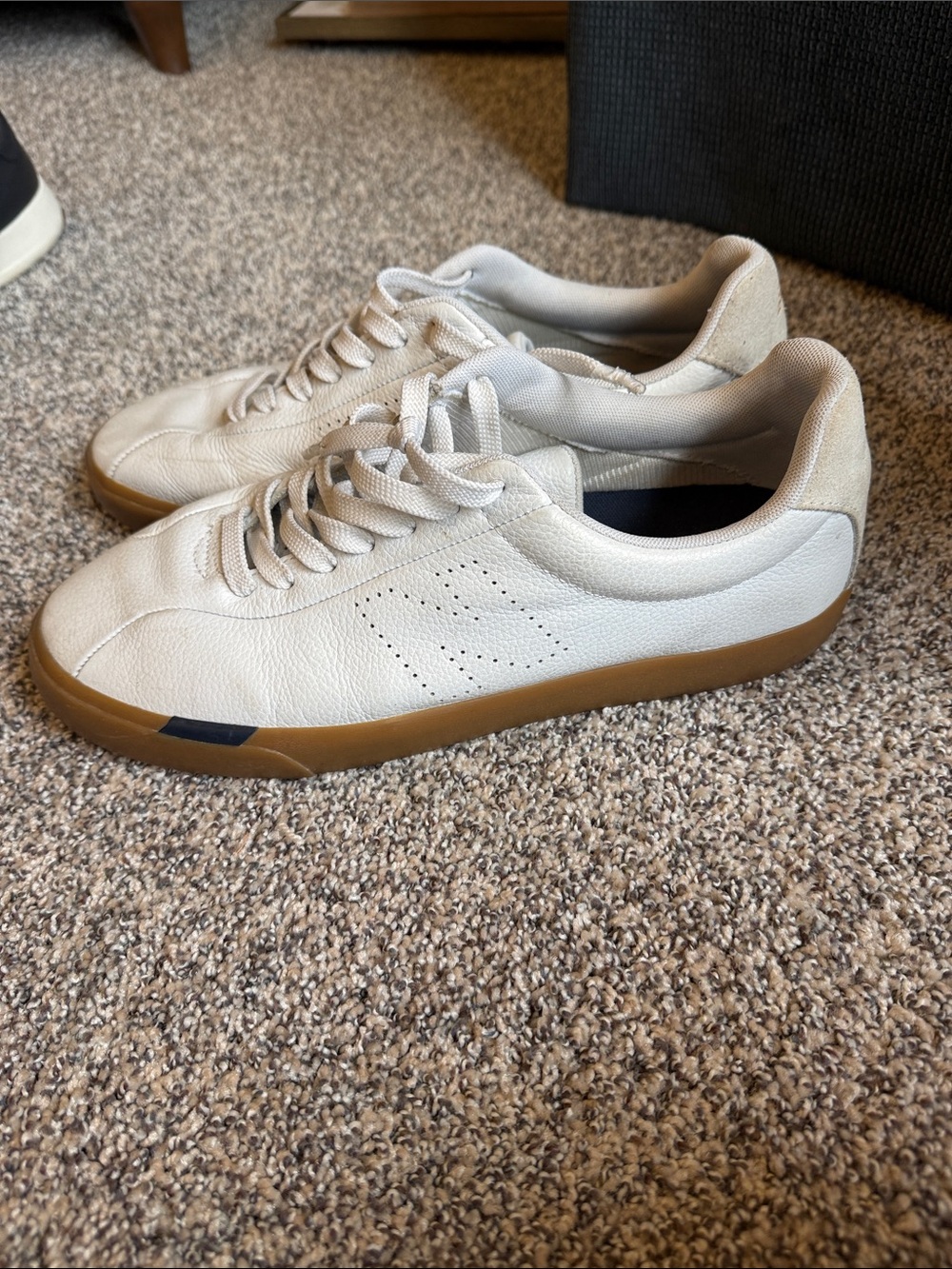 Men's New Balance Neutral Leather Sneakers with Gum Sole